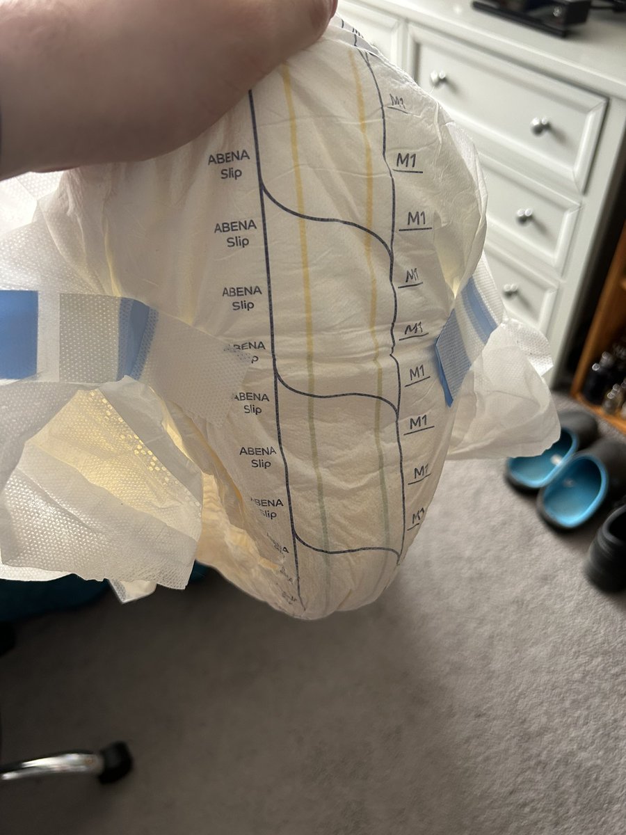 Well work done for the week so time for a change to start the weekend off! Must be  Rascal Time! Afternoon nappy was a soggy one so let’s see how much soggy I can get this one! 
🙂🤔👌