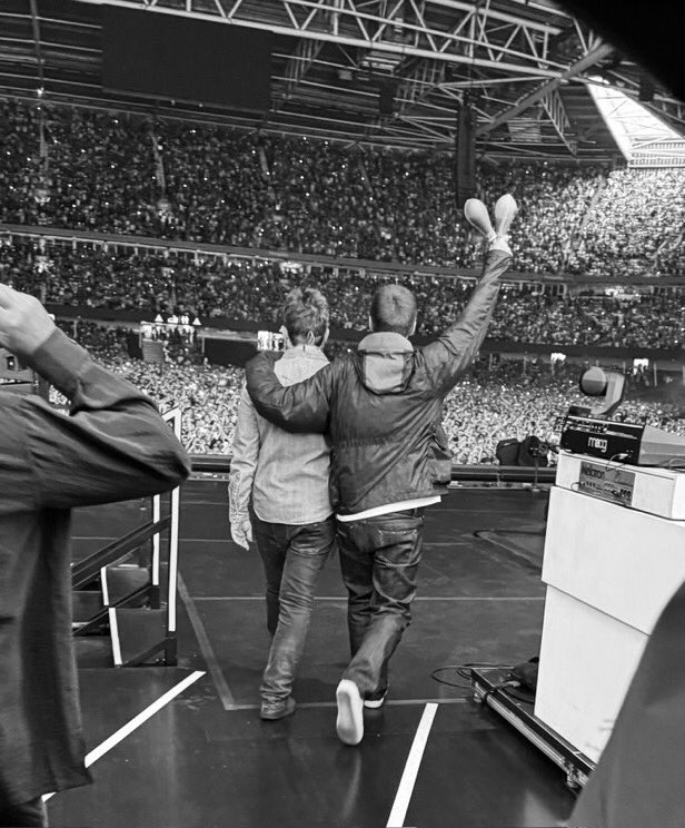 What a photo #oasis25