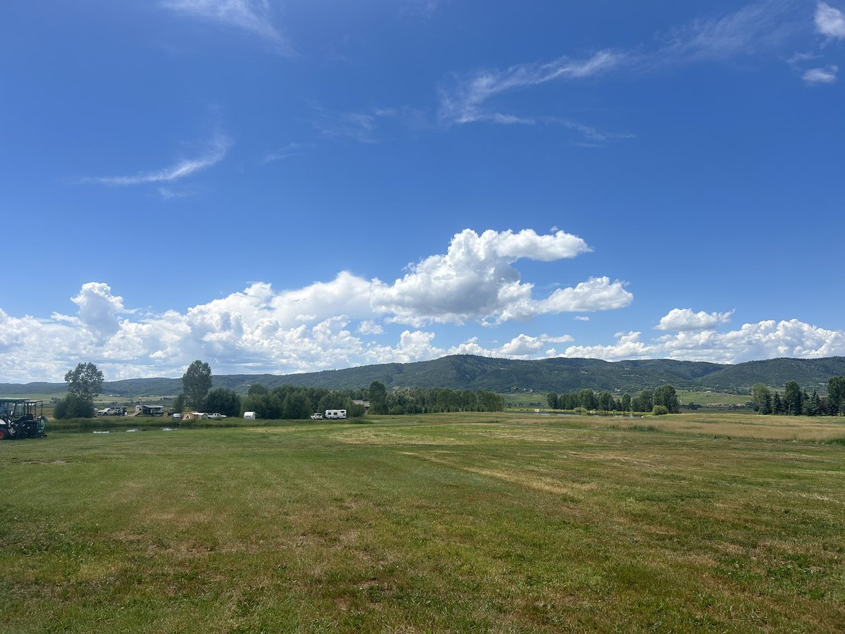 480 plus acres in steamboat 

2 man made lakes 🤌🤌