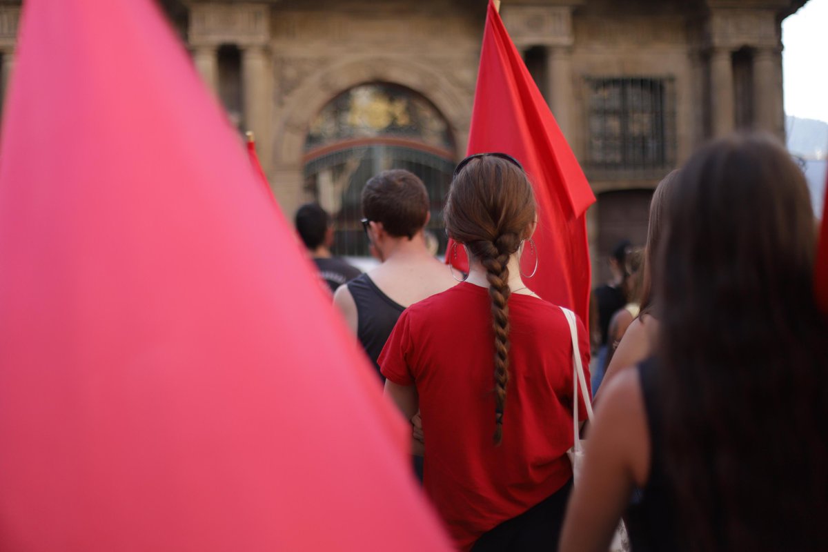 🔴 Sanferminetan ere, enpresari eta instituzioen inpunitatearekin amaitu!

¡En Sanfermines también, acabemos con la impunidad de empresarios e instituciones!