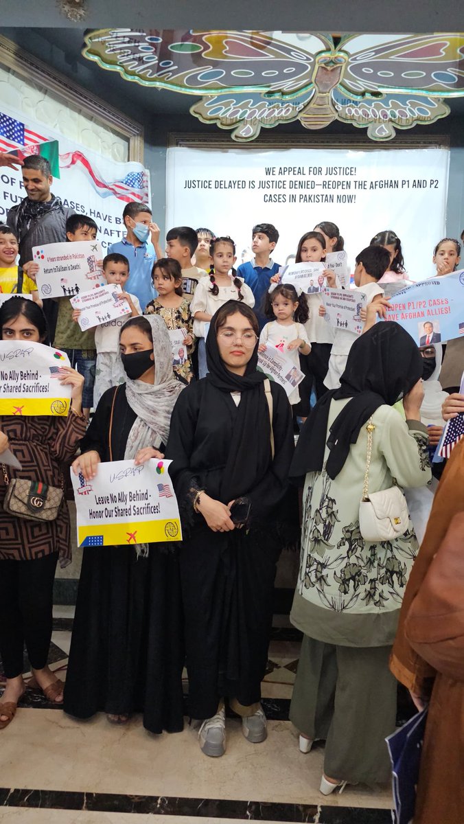 HanafiRuhullah's tweet photo. Afghan wartime allies with pending U.S. immigration cases are once again raising their voices—trapped in #Pakistan with no clear future. They served alongside U.S. forces, yet now face grave threats and forced deportation. #Save_Afghan_Allies_P1P2 https://t.co/mEaS2QjeZ6