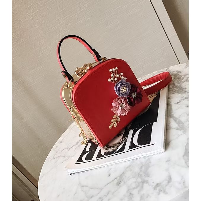 mace_enno's tweet photo. Cek Tas Selempang Wanita Fashion L-18098 dengan harga Rp139.000. Dapatkan di Shopee sekarang! https://t.co/U40NQruKJT https://t.co/rr0cx5GkyL