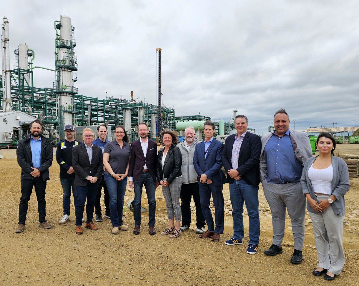 Alberta's Industrial Heartland Association (@abheartland) on Twitter photo Grateful to <a href="/MichaelCooperMP/">Michael Cooper, MP</a> and <a href="/SturgeonCounty/">Sturgeon County</a> Councillors Deanna Stang and Jason Berry for joining us in Alberta’s Industrial Heartland this morning. Thanks as well to <a href="/KeyeraCorp/">Keyera Corp</a> for hosting us at their Fort Saskatchewan facility. #CanadianEnergy #ABHeartland Grateful to <a href="/MichaelCooperMP/">Michael Cooper, MP</a> and <a href="/SturgeonCounty/">Sturgeon County</a> Councillors Deanna Stang and Jason Berry for joining us in Alberta’s Industrial Heartland this morning. Thanks as well to <a href="/KeyeraCorp/">Keyera Corp</a> for hosting us at their Fort Saskatchewan facility. #CanadianEnergy #ABHeartland