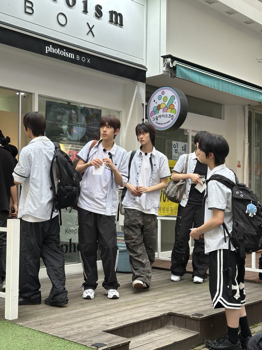 o chaveiro da bolsa do hyuk 😖🤏🏻