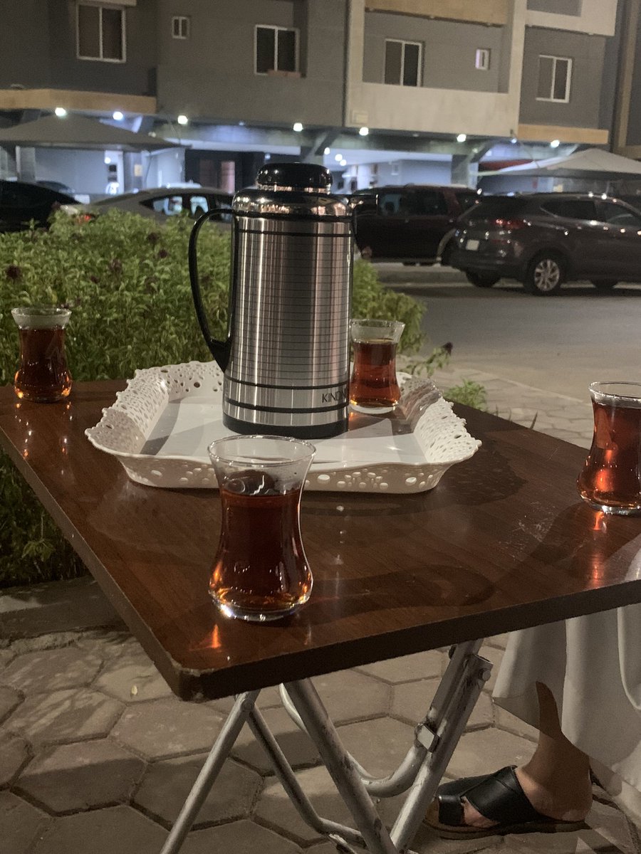 حط في بالك / راحة بالي لا تُقدر بثمن فلا تستغرب مِن كوني أتجاهل اشياء واضحَة .. جداً