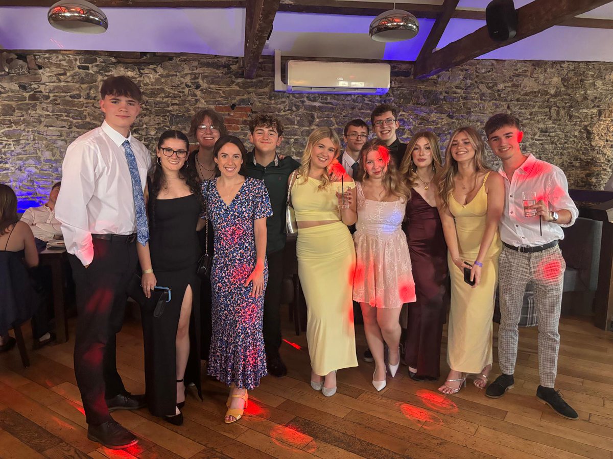 Heles Creative and Performing Arts tweet media