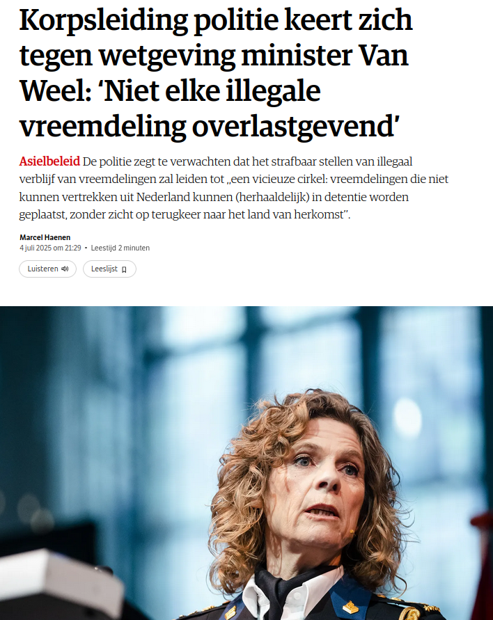 GEvanlagen's tweet photo. Wanneer komen normale Nederlandse burgers eens op de eerste plaats bij Knol? Knol voelt ongemak, misschien neemt ontslag het ongemak weg. Tot nu toe geen enkele indruk gemaakt. Gewetensbezwaar om Joodse instellingen te beschermen gold niet als ongemak. Doe je werk.
#knol
#Politie https://t.co/MdgFCS73NF