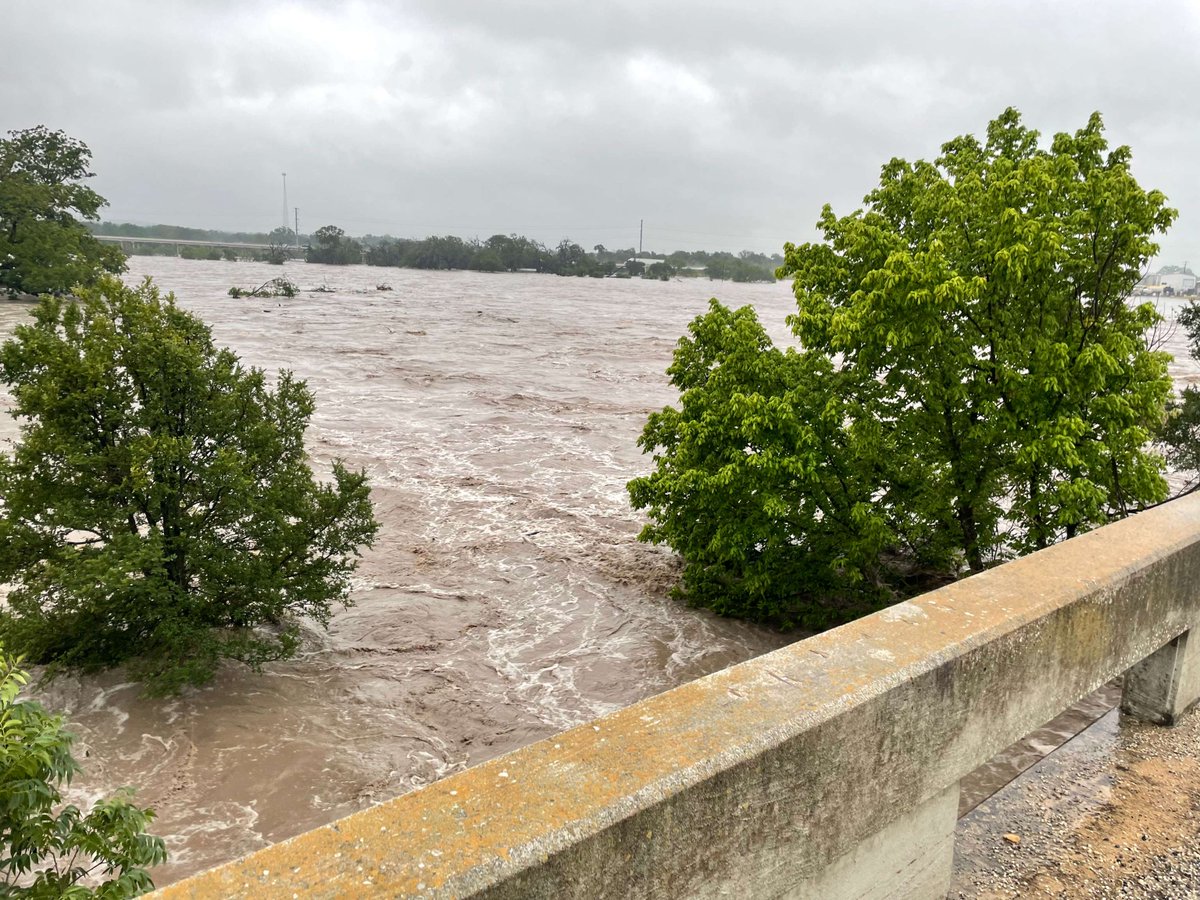 USGS Texas tweet media