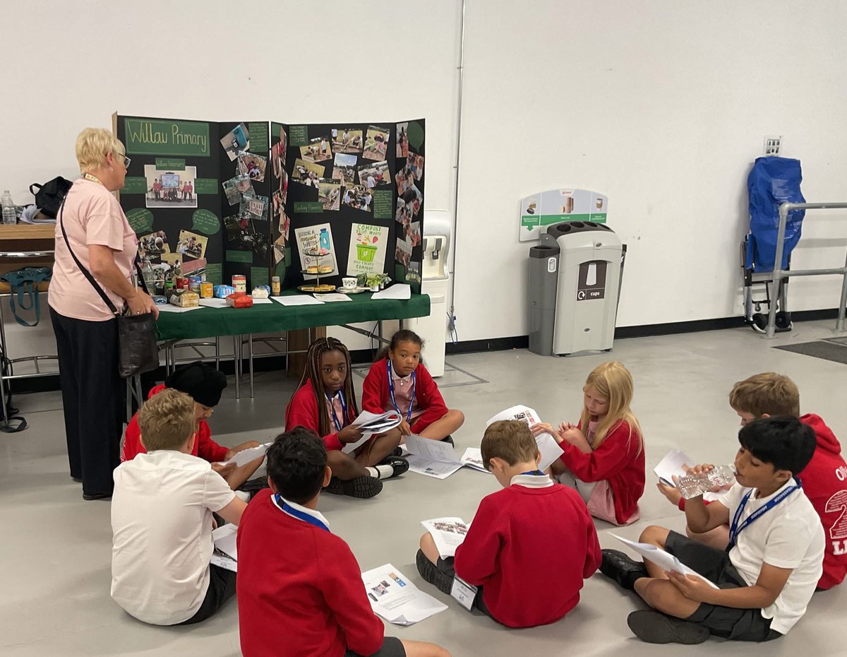 AcademyWillow's tweet image. Team Willow’s STEM Ambassadors smashed it at the @asda Heroes Finals in Leeds! 🏆 Confident pitches, pro-level Q&A and Awarded the Impact on Prosperity prize 🏆 too! 🌟 Huge thanks to Kim from
Asda, Mrs Tolley & Miss Ward @LittleMissSnowy for their amazing support. @ExceedLP