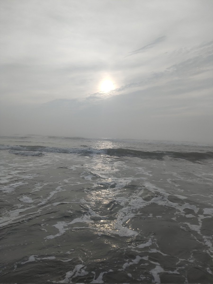 おはよう鹿島灘！
白波ざぶざぶでどこ投げたらいいかわからん😱