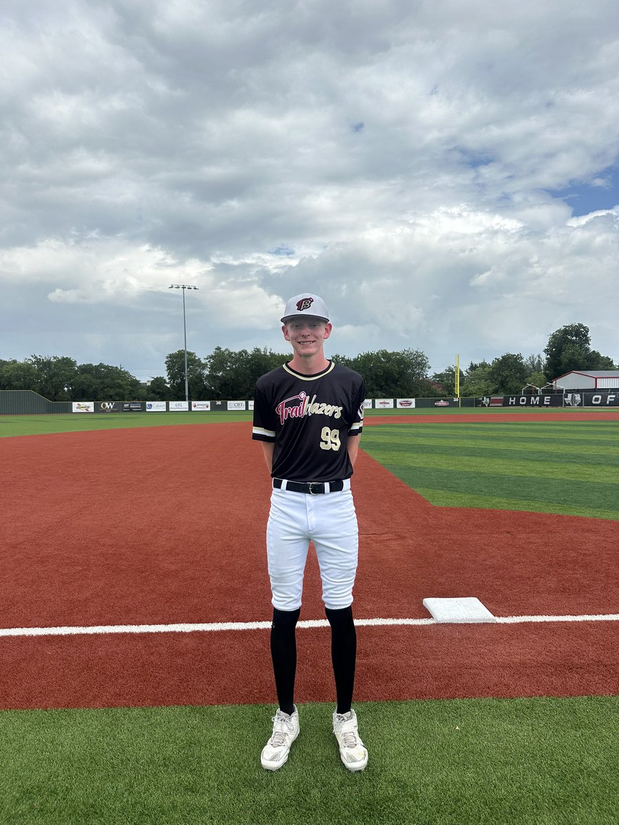 F: <a href="/ntxtrlblazers/">North Texas Trailblazers</a> Black 16u 8, Lubbock Baseball Academy Petrie 16u 0.
PoG: <a href="/Tannerlocke0/">Tanner Locke</a> 6 IP, 5K, H, 0R 
Hitter:<a href="/hwilliam2027/">William Hollifield</a> 2-2, 2 3B, 2 RBI, 3R, BB, SB
Notable: <a href="/reyesorlando09/">Orlando Reyes</a> 2-3, 3B, 2 RBI, 2R, 2 SB