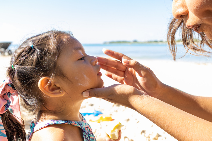 Have fun this holiday weekend! 🌞
🧴 Wear sunscreen of SPF 30 or higher
🧊 Remember to stay hydrated
⛱️ Remain alert around any body of water, regardless of the depth

Check out the full list here: bit.ly/4ntwaCY