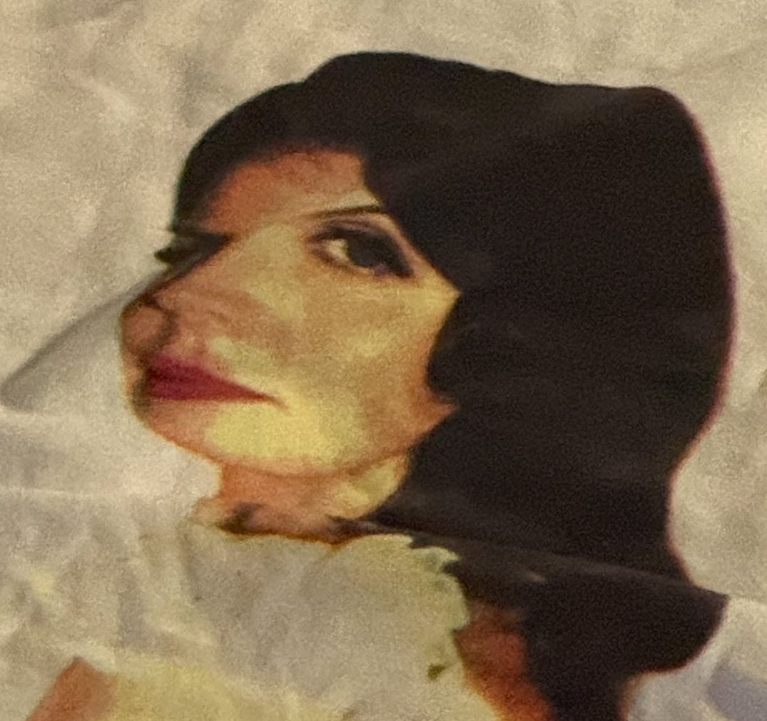 misterjchen's tweet photo. Obsessed with this bootleg Lana merch outside Wembley https://t.co/PlRdG4KgPn