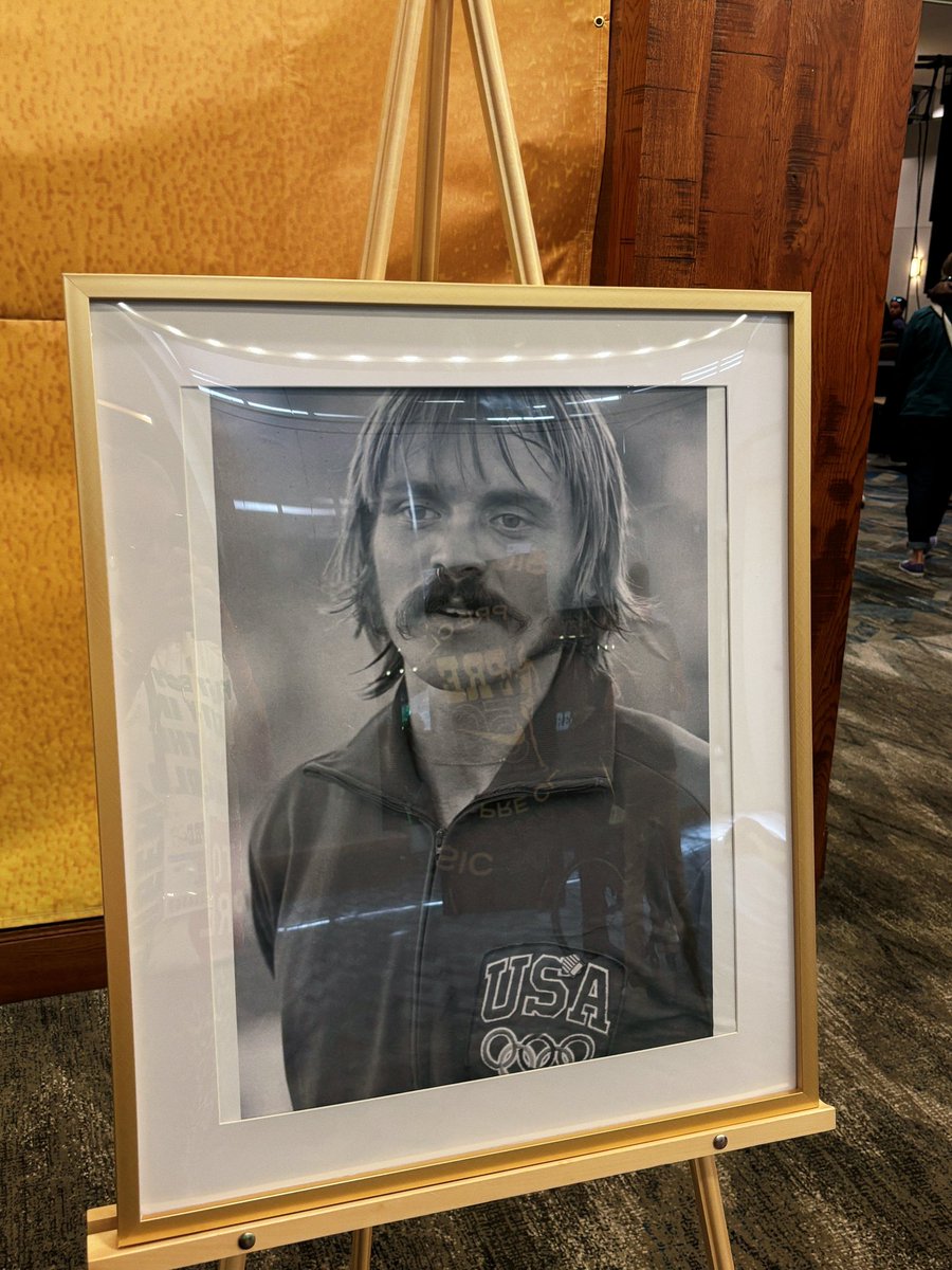Never-before-seen photo of Steve Prefontaine from his final race ❤️

📸 <a href="/uolibraries/">UOregon Libraries</a>