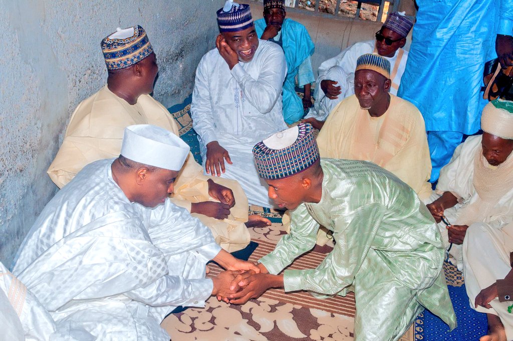 AWTambuwal's tweet image. Earlier today in Sokoto, I visited Bello Galadanci, my longtime personal photographer, to condole with him over the passing of his beloved father, Malam Abdullahi Muhammad Galadanchi.
Bello has worked closely with me since my tenure as Governor and has remained a dedicated,…