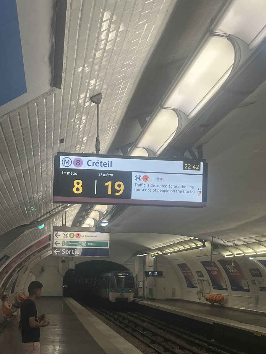 Ce n'est pas tous les ans les jeux <a href="/Paris2024/">Paris 2024</a>… <a href="/RATPgroup/">RATP Group</a> ne rime pas  avec #heritageJO #paris <a href="/vpecresse/">Valérie Pécresse</a> <a href="/JeanCASTEX/">Jean Castex</a> un vendredi soir sur #paris