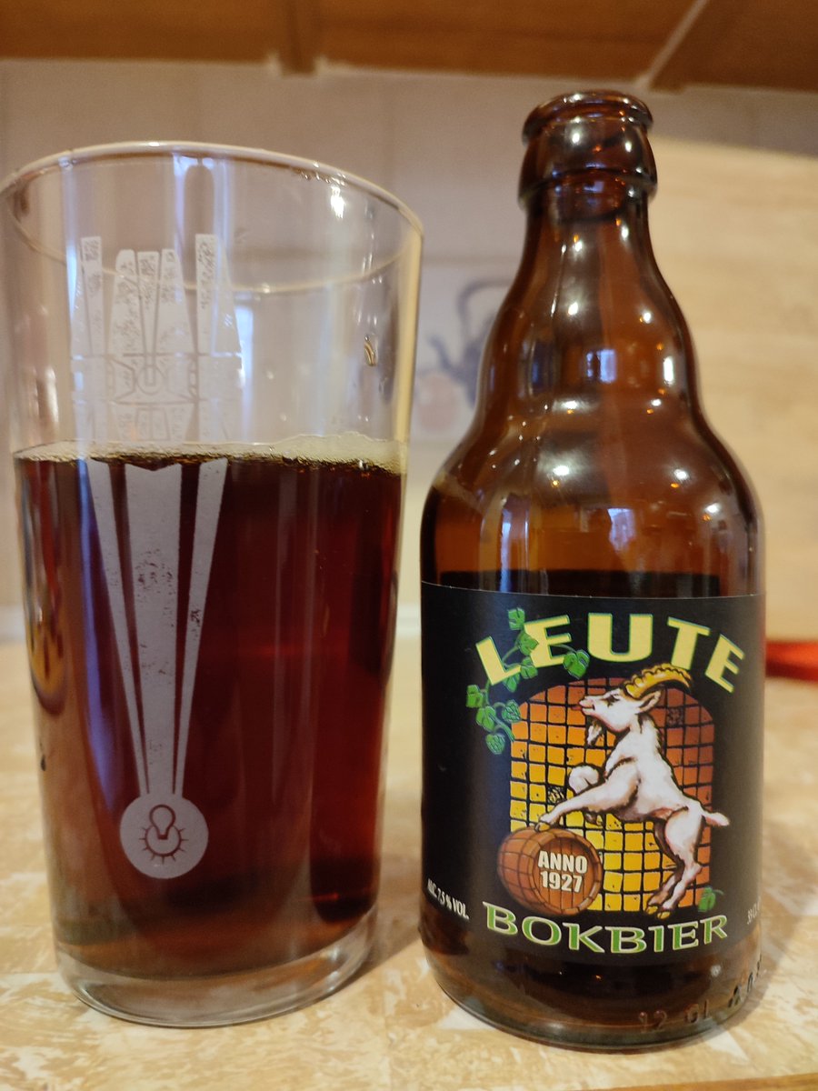admars32's tweet photo. Belgian beer in Lidl again,  Leute Bokbier, 330ml 7.5% , £6.99 for 4 bottles. Quite gassy for a red beer, but the maltiness makes it very nice and drinkable. https://t.co/VM82T7PdWb