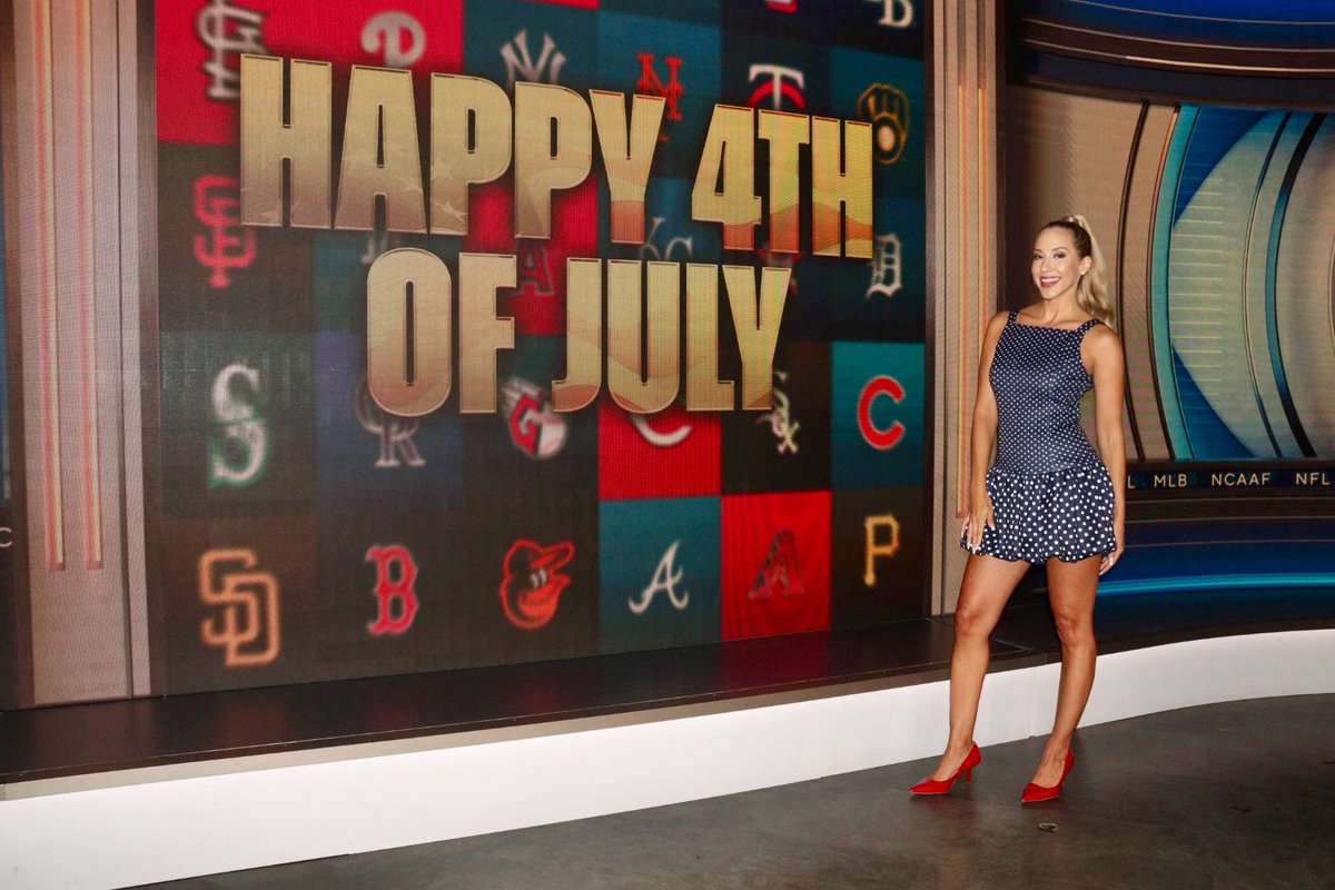 KatieMox's tweet image. Nothing more American than baseball on the 4th. Wishing you all a day full of home runs and fireworks from HQ! 🇺🇸✨