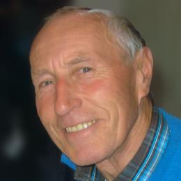 Overlijden Raymond Verstraeten

• De club vernam het overlijden op 1 juli van Raymond Verstraeten (91), allicht de oudste nog levende voormalige speler van onze club. Sporting Kampenhout betuigt haar oprechte medeleven en wenst de ...

facebook.com/sportingkampen…