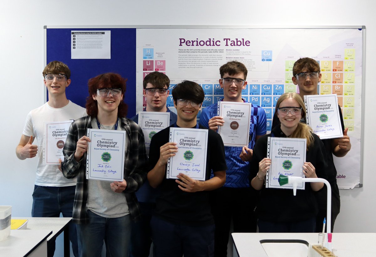 athenalearning_'s tweet image. Launceston Sixth students rose to the challenge of the Chemistry Olympiad.  After dedicated preparation, they achieved outstanding results, including Gold, Silver, and Bronze awards, demonstrating true excellence and commitment! #DreamBig #AcademicExcellence  #ChemistryOlympiad