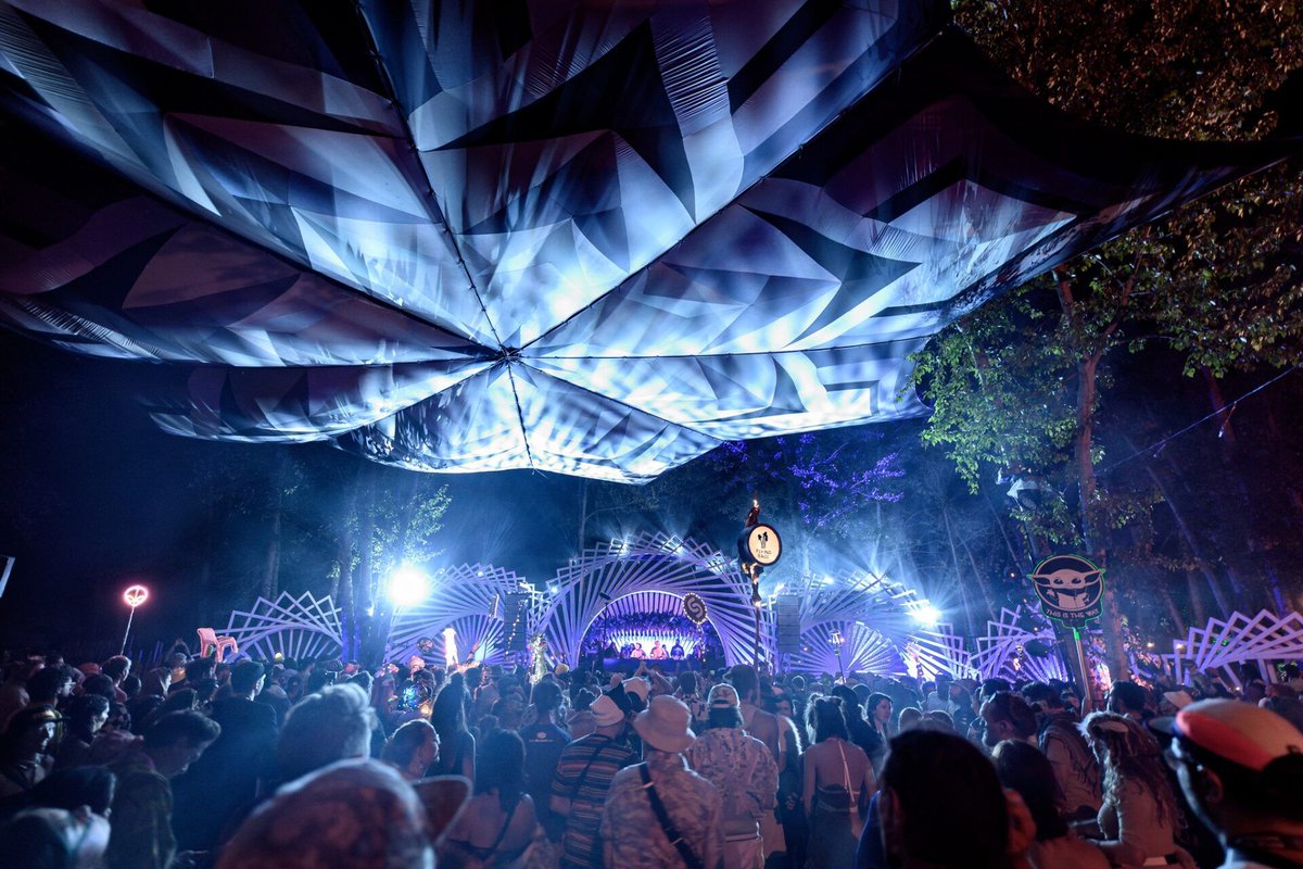 We're counting down the days..! Who's your can't-miss set at <a href="/BassCoastFest/">Bass Coast Festival</a>? buff.ly/NYtt7ZO