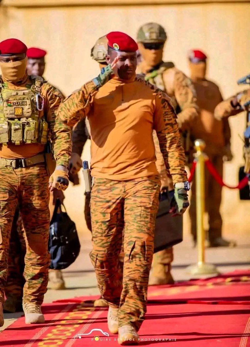 beyondB_DAG's tweet photo. Burkina Faso 🇧🇫: IT'S OVER, WE NO LONGER TALK! 😳Captain Ibrahim TRAORÉ is about to start construction of one of the largest solar plants in the entire sub-region. 

Set on an impressive 270 hectares in the south-central Burkina Faso, this massive infrastructure will be 100% realised by Burkinabès.
This historic project will put the country of Men of Integrity on the path to energy independence. Work will begin in a few weeks, for an estimated duration of two years.
Long live Captain Ibrahim Traoré!

Long live Africa, long live the revolution.