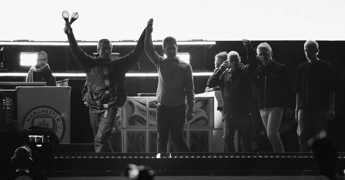 #Britpop by <a href="/solar_constant7/">Vittorio</a>
Comincia oggi 4 luglio 2025 il tour di reunion degli Oasis. 
It’s good to be back!