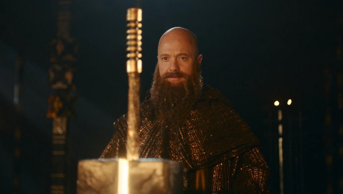 Слышали главную новость дня? Нет? Тогда рассказываем — долгожданная «Этерна» стартовала на Кинопоиске.

Смотрим!