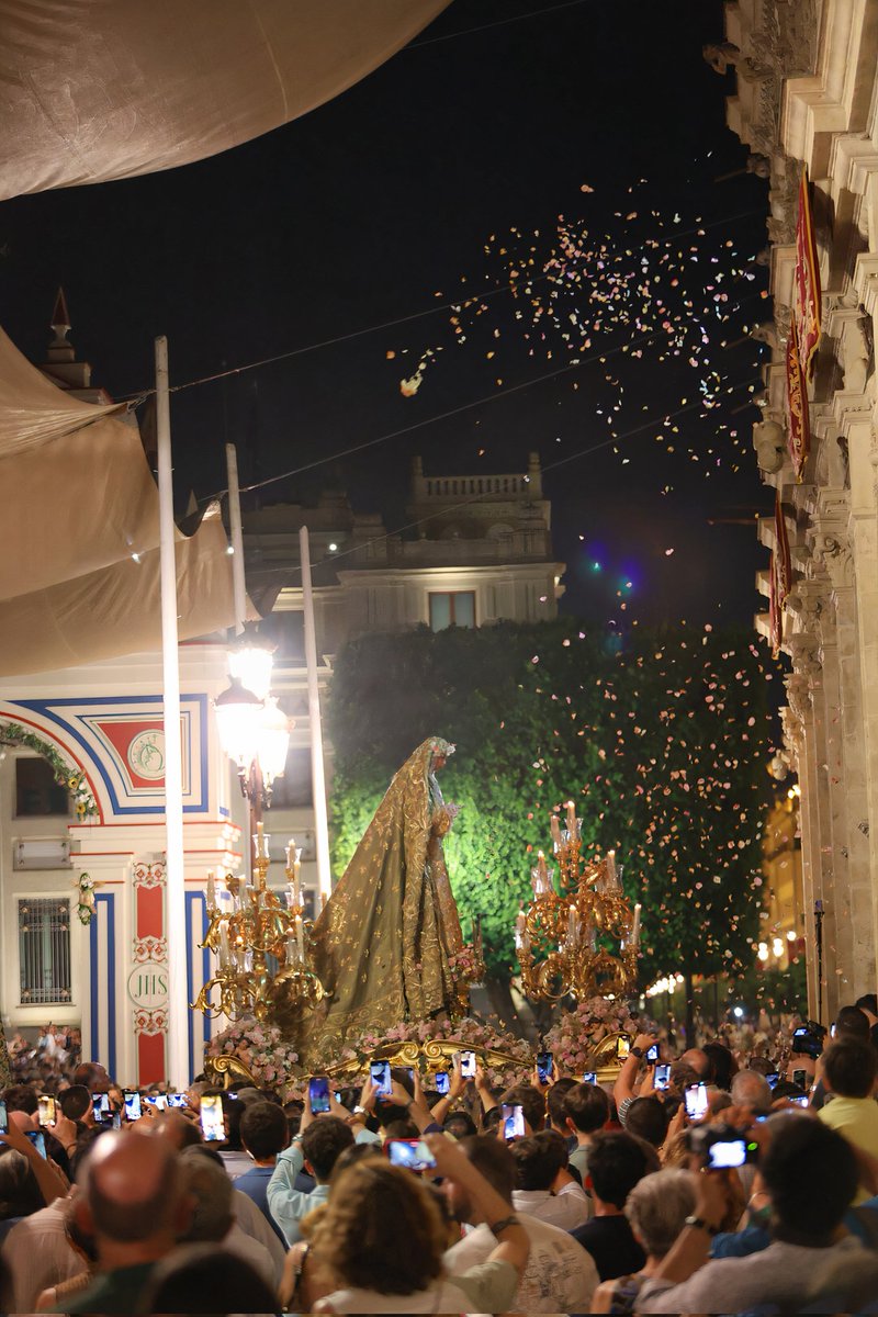 𝐑𝐨𝐜𝐢́𝐨 𝐝𝐞𝐥 𝐂𝐢𝐞𝐥𝐨.