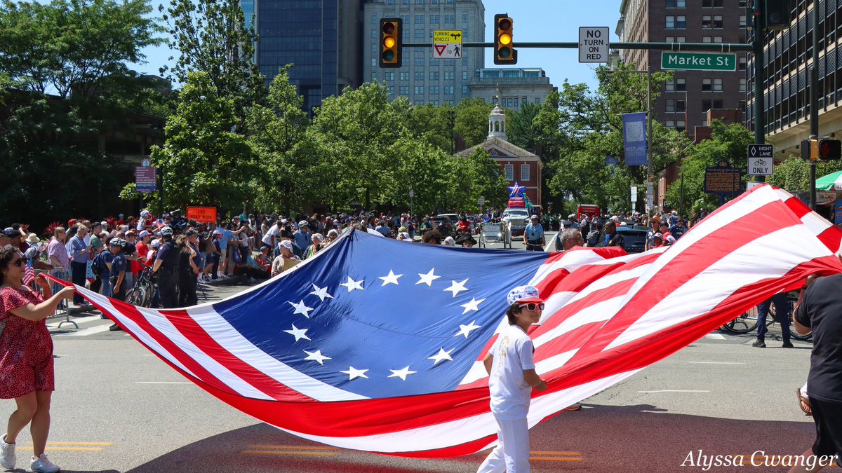 cwanger_alyssa's tweet image. A gorgeous July 4th today at the Salute to Independence Parade at Independence Mall in Philadelphia! @visitphilly @6abcWeather @Brittany_Boyer @PaytonDomschke @July4thPhilly @Wawa @INDEPENDENCENHP @BetsyRossHouse @discoverPHL @OldCityDistrict @PhiladelphiaGov @CanonUSA