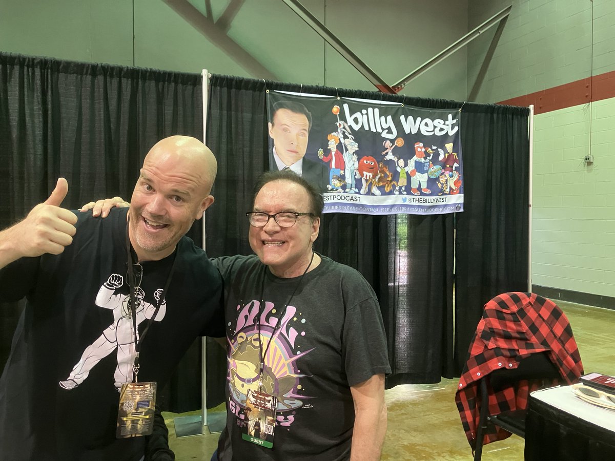 I’m having a very “Shut up and take my money”-sort of a day with <a href="/TheBillyWest/">Billy West</a> here <a href="/animemidwest/">animemidwest</a>! If you’re in the area, come say hello - we’re here through the afternoon!