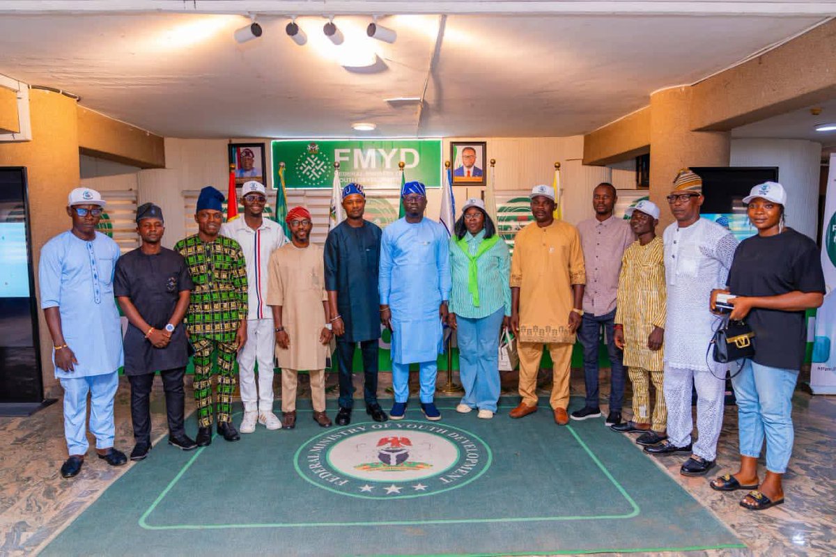 FRESHVOICE NEWSMEDIA (@freshvoicenm) on Twitter photo <a href="/YCYW_National/">Yoruba Council of Youth Worldwide</a> Meets Minister of Youth, <a href="/ayowisdom_/">Ayodele Olawande</a>, Advocates Inclusion in South-West Development Commission
The Yoruba Council of Youths Worldwide (YCYW – Ìgbìmọ̀ Àpapọ̀ Ọdọ Yorùbá Lágbàáyé), the foremost youth body representing the interest of Yoruba youths globally and <a href="/YCYW_National/">Yoruba Council of Youth Worldwide</a> Meets Minister of Youth, <a href="/ayowisdom_/">Ayodele Olawande</a>, Advocates Inclusion in South-West Development Commission
The Yoruba Council of Youths Worldwide (YCYW – Ìgbìmọ̀ Àpapọ̀ Ọdọ Yorùbá Lágbàáyé), the foremost youth body representing the interest of Yoruba youths globally and