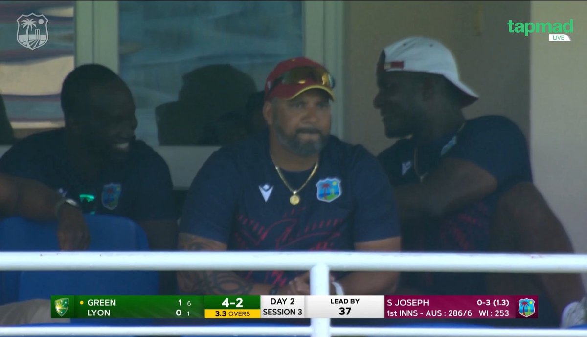 _FaridKhan's tweet photo. West Indies have taken TWO early wickets against Australia. Daren Sammy looks very happy ♥️
#WIvAUS #tapmad #CatchEveryMatch #DontStopStream https://t.co/qUuAopV3wb