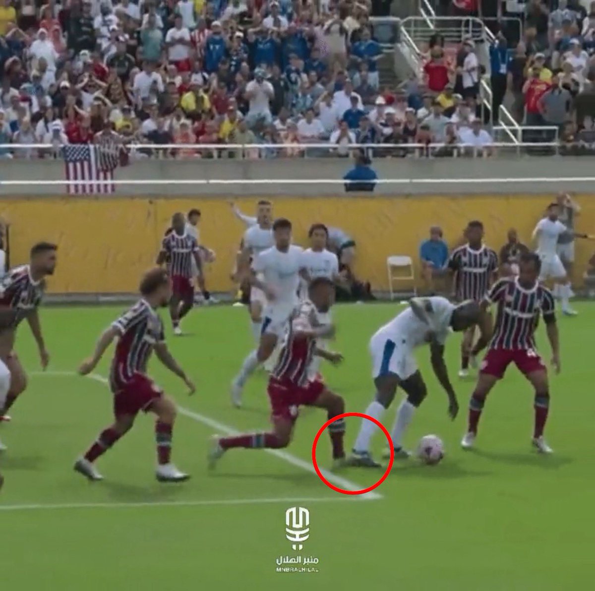 سُرقت
سُرقت
سُرقت

مباراة سرقها حكم فاىىىد مرتشي ‼️
ثلاث ركلات جزاء سُلبت بزمن الفار

ثاني مباراة تُسرق بتاريخ الهلال بعد سرقة سيدني
حسبي الله ونعم الوكيل..

 #الهلال_فلومينينسي