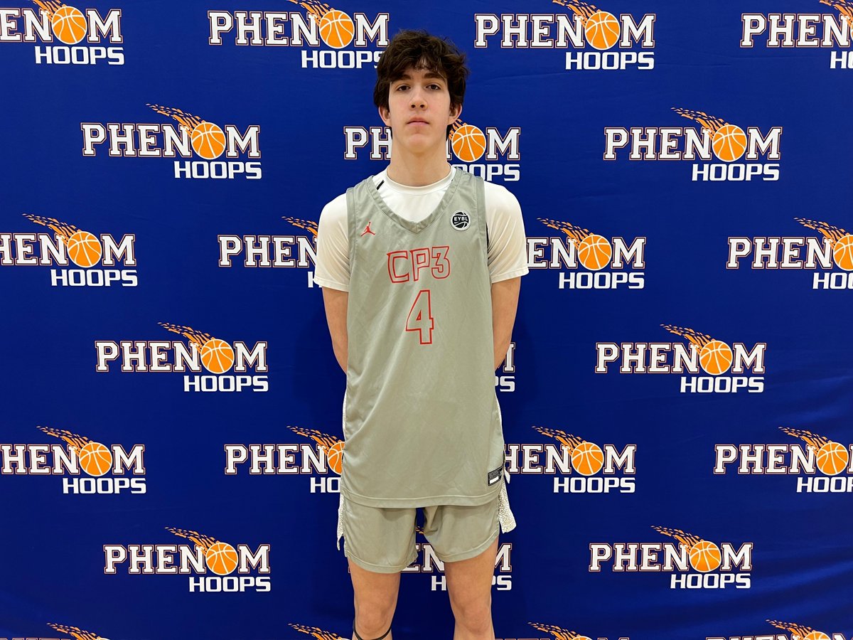 Shooter. Slasher. Shot creator.
#PhenomHoops <a href="/andrewjuergenss/">Andrew Juergens</a> <a href="/CoachJ1977/">Freddy Johnson</a>

Andrew Juergens is turning heads with his length, outside shooting, and improved all-around scoring game. At 6’8 with a smooth release, confidence, and a growing bag, he’s trending up in a big way.

📲