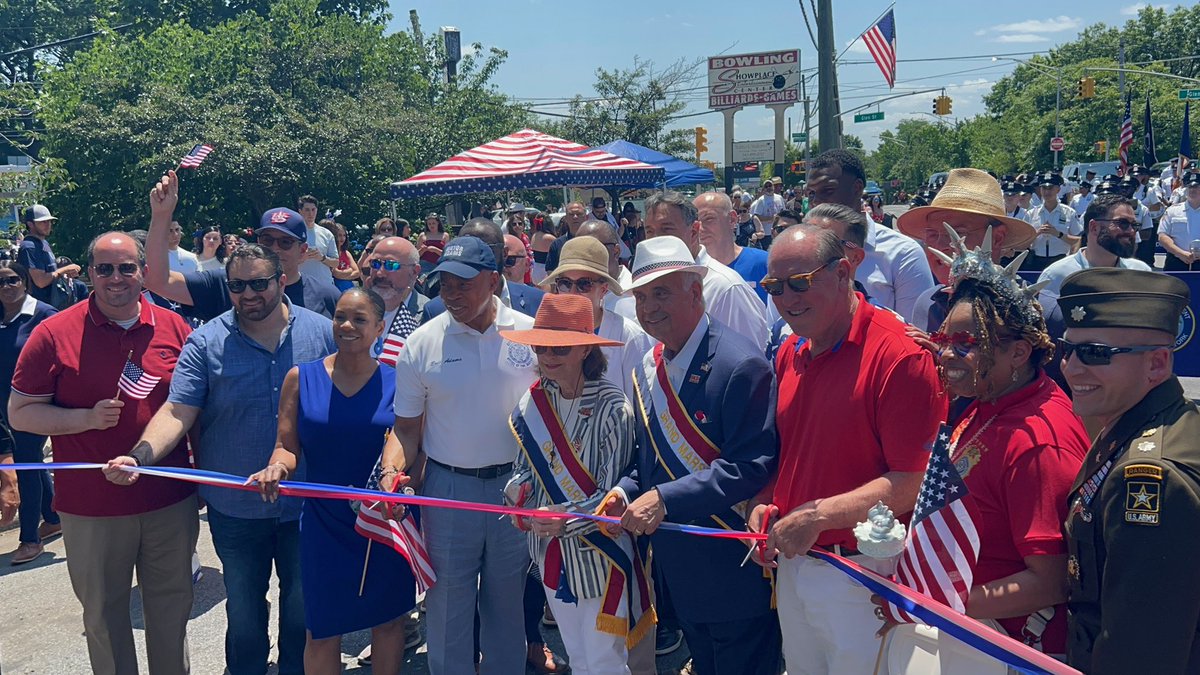 MikeTannousis's tweet image. It was an honor celebrating #America’s birthday by marching in the Travis #4thofJuly Parade today. Happy Independence Day Staten Island! #4thofJuly #IndependenceDay 🇺🇸🇺🇸🇺🇸