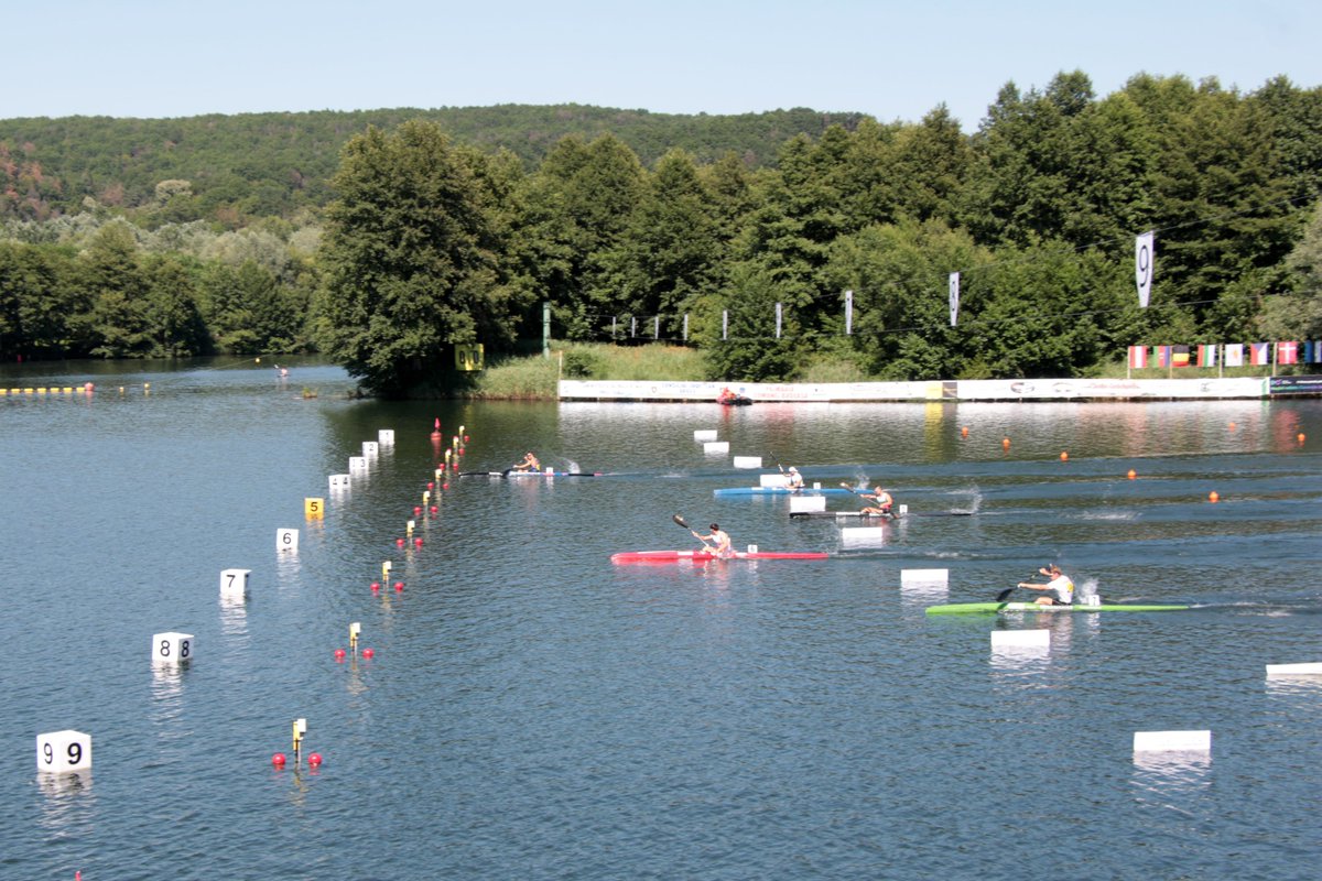 Friday brought new exciting races at the European Championships in Romania

Read more ➡️ canoe-europe.org/news/friday-br…

#CanoeEurope #PaddleEurope