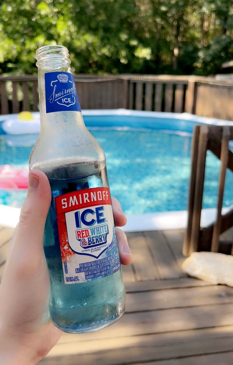MasterSwrdRemix's tweet image. Happy 4th‼️
Things might suck but at least we have funny drinks ☺️🙏
