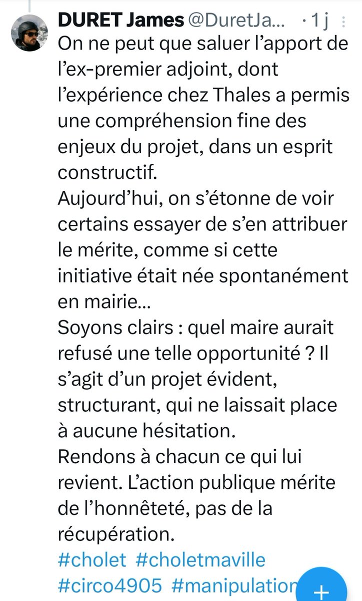 laroulotte49's tweet image. Non mais ??
D'après #Duret🤡 l'homme aux lunettes en tranches de saucisson serait l'unique initiateur du déménagement/agrandissement de @thalesgroup 🙃
Ils se chargent à quoi les branquignols #LR choletais. "Mou du genou" aurait géré seul cet énorme projet 🤦‍♀️
#Bregeon
#Cholet