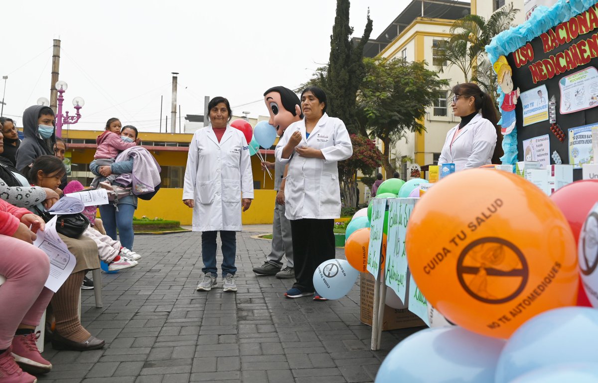 El Servicio de Farmacia del INSN realizó una jornada de concientización para promover el uso responsable de medicamentos. 👩‍⚕️👨‍⚕️
Porque tu salud es lo primero, #NoTeAutomediques 💊

#NotaDePrensa: gob.pe/institucion/in…
