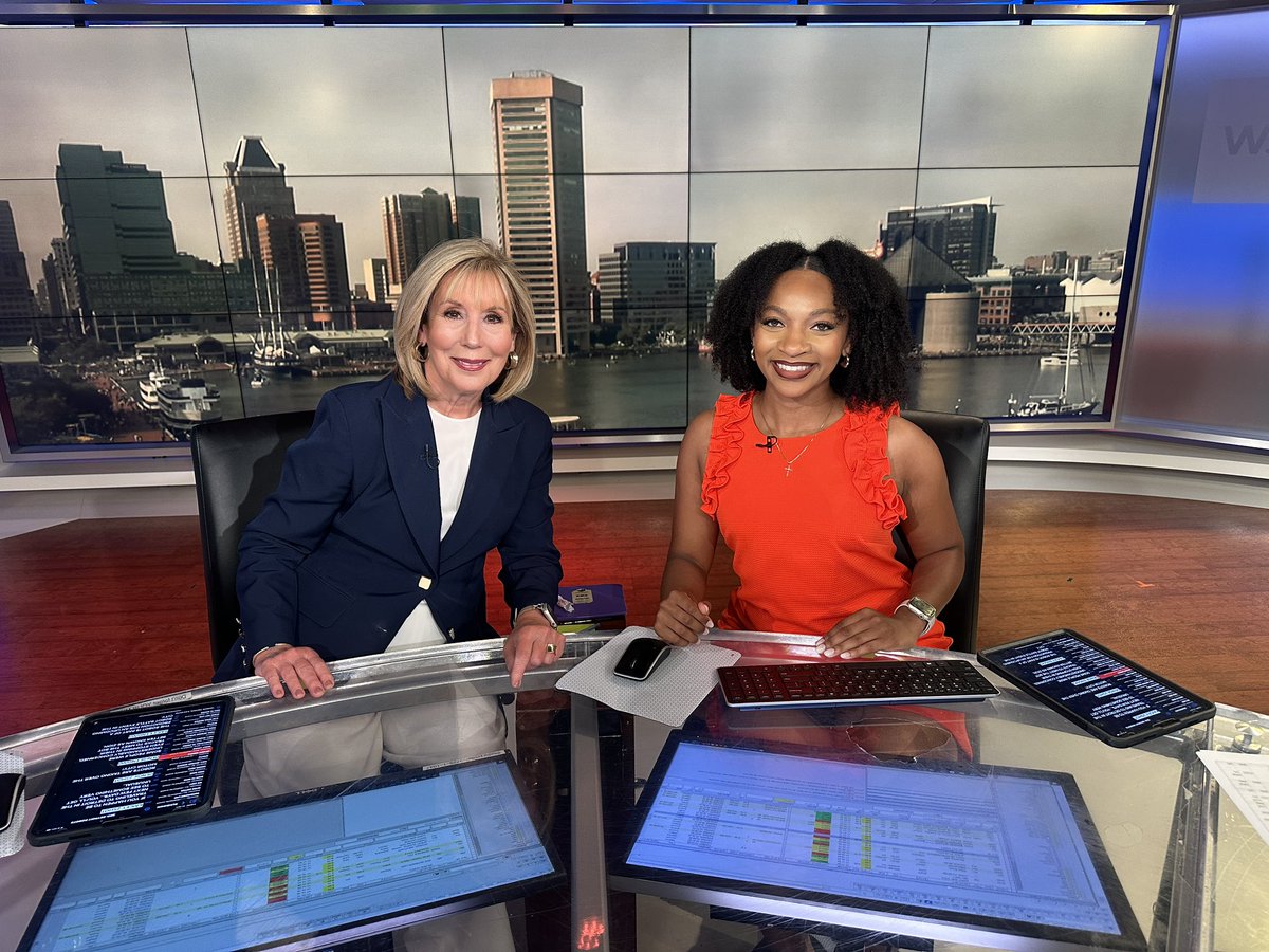kaiceybaylor's tweet photo. Happy Independence Day! 🎆

I’m on the desk tonight with @DeniseWJZ  rocking red, white and blue!

Hope you’re having a safe 4th! ♥️🤍💙

@wjz https://t.co/0oqR8lKQPQ