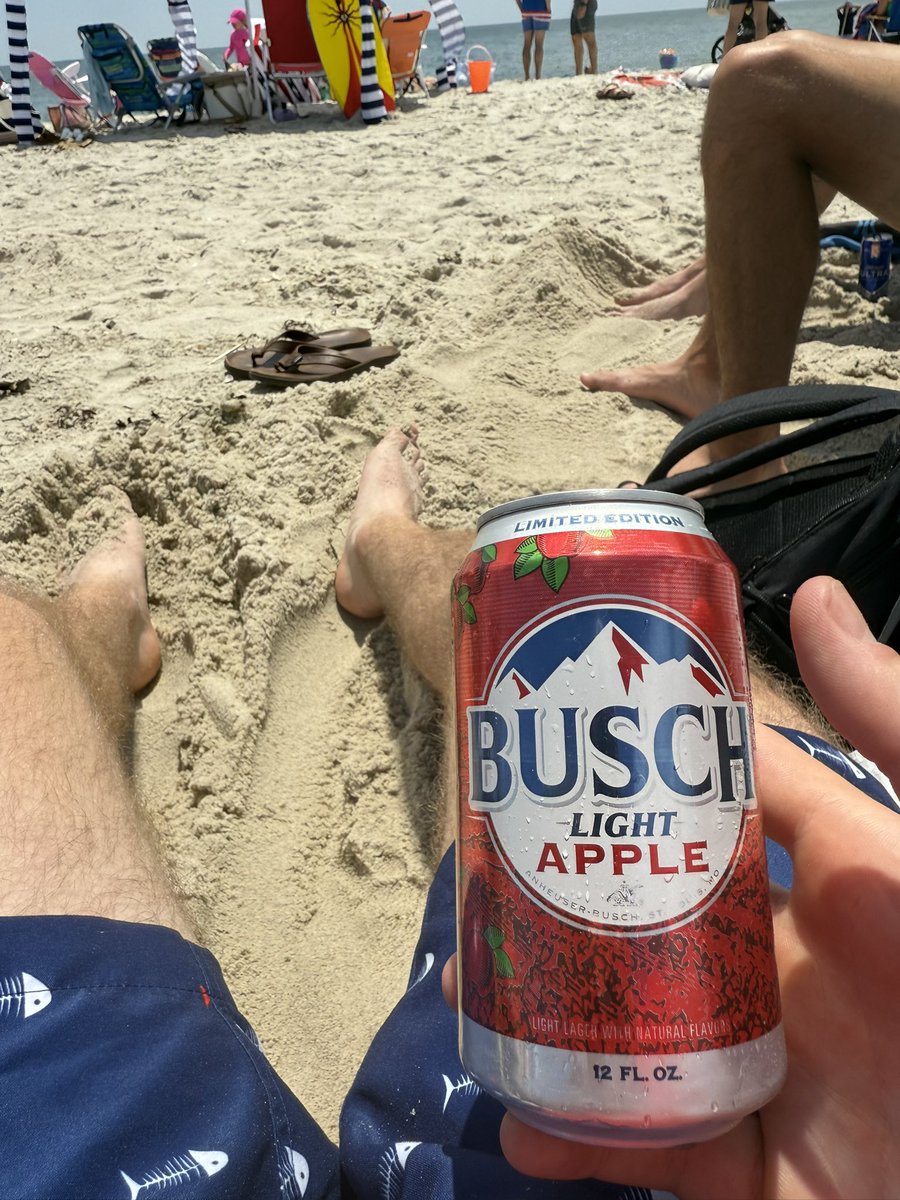 mcguirkalumni's tweet photo. Yes it’s July, yes I’m drinking bapple, any other stupid questions. https://t.co/v6QuyOeV9R