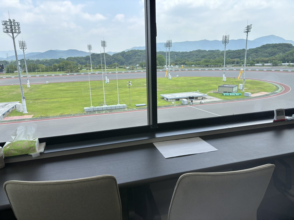 まっすぅ (@massu_auto) on Twitter photo 今節、飯塚を担当します😃
新スタンドの新記者室です!
きれいなのはもちろんですが、窓が大きくて開放的です🙌 今節、飯塚を担当します😃
新スタンドの新記者室です!
きれいなのはもちろんですが、窓が大きくて開放的です🙌