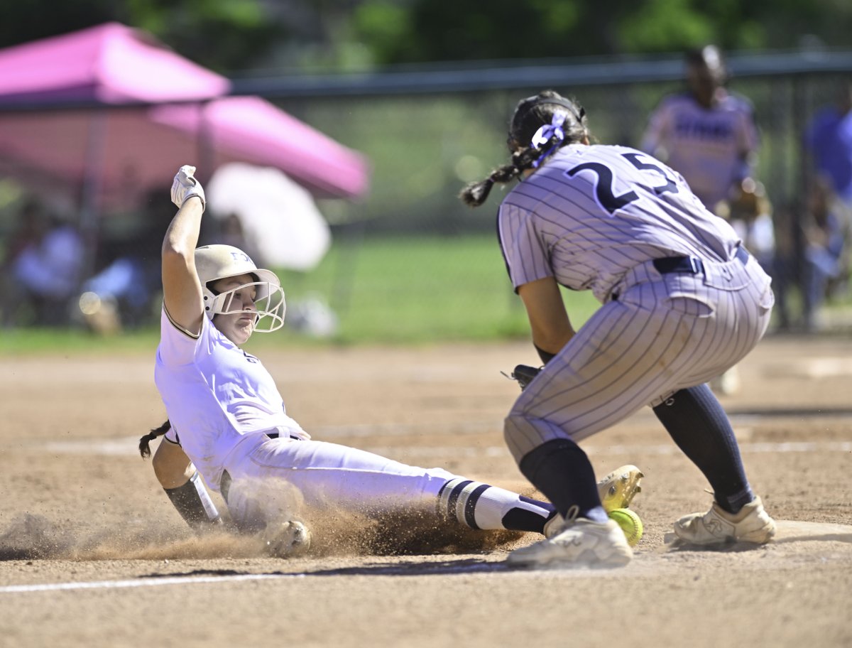 SHOOTING STARS🌠

NC Stars National-Gerovac came out hot in a Saturday morning F Bracket contest of the 16U Supplemental Power Pool and went on to down Rock Gold Manetta 11-3. NC Stars National-Gerovac split two contests on the day, while Rock Gold Manetta had no other games.