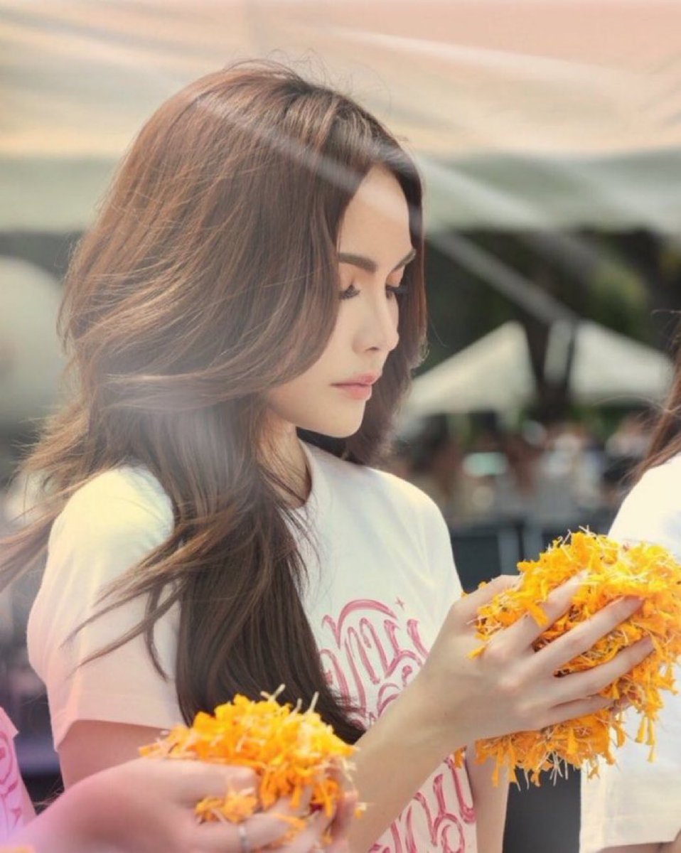 มัมมี๊คุณชา (@pu49700198) on Twitter photo คิดสิ่งใดก็ขอให้สมความปรารถนาดังที่คิดไว้นะคะ
SERENDIPITY LOVE CHARLOTTE05
#CharlotteAustin #ชาล็อตออสติน
<a href="/itscharlotty/">Charlotte Austin</a> คิดสิ่งใดก็ขอให้สมความปรารถนาดังที่คิดไว้นะคะ
SERENDIPITY LOVE CHARLOTTE05
#CharlotteAustin #ชาล็อตออสติน
<a href="/itscharlotty/">Charlotte Austin</a>