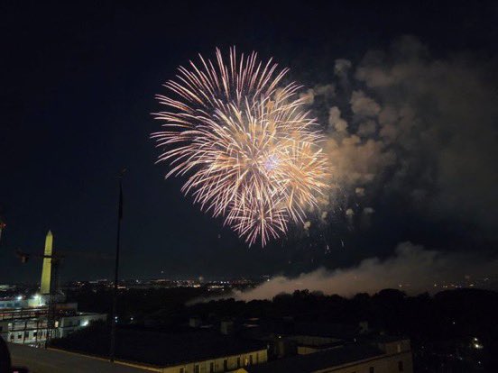 EUAmbUS's tweet image. Thank you @SecRubio for hosting the diplomatic community in celebration of #IndependenceDay. Couldn’t ask for a better view of the great fireworks show!