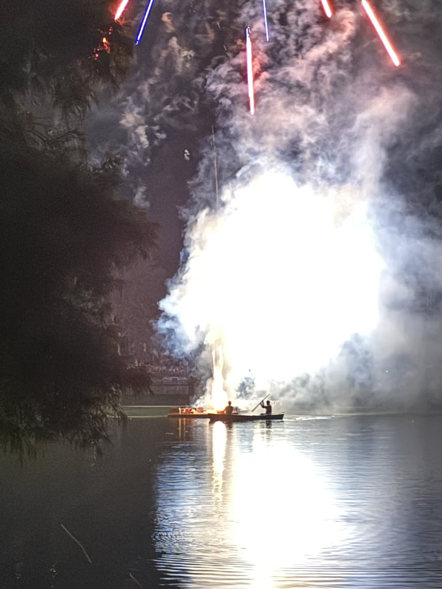 Spectacular fireworks display at my neighborhood lake tonight - but I was more fascinated by the two guys in a canoe desperately trying to keep the the whole show from turning into a fireball.  At one point the entire front end of the floating dock was on fire…  They deserve a