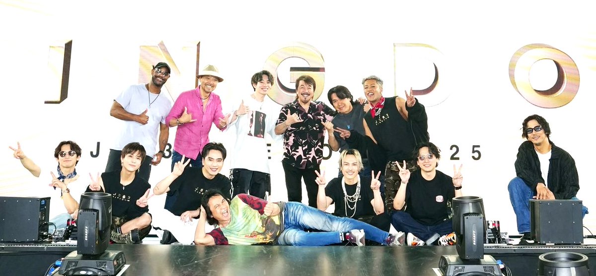 🤎 三代目JSB「KINGDOM LIVE TOUR」完走！

      バンドメンバーとリラックスショット📸

      キャプテンも一緒に！