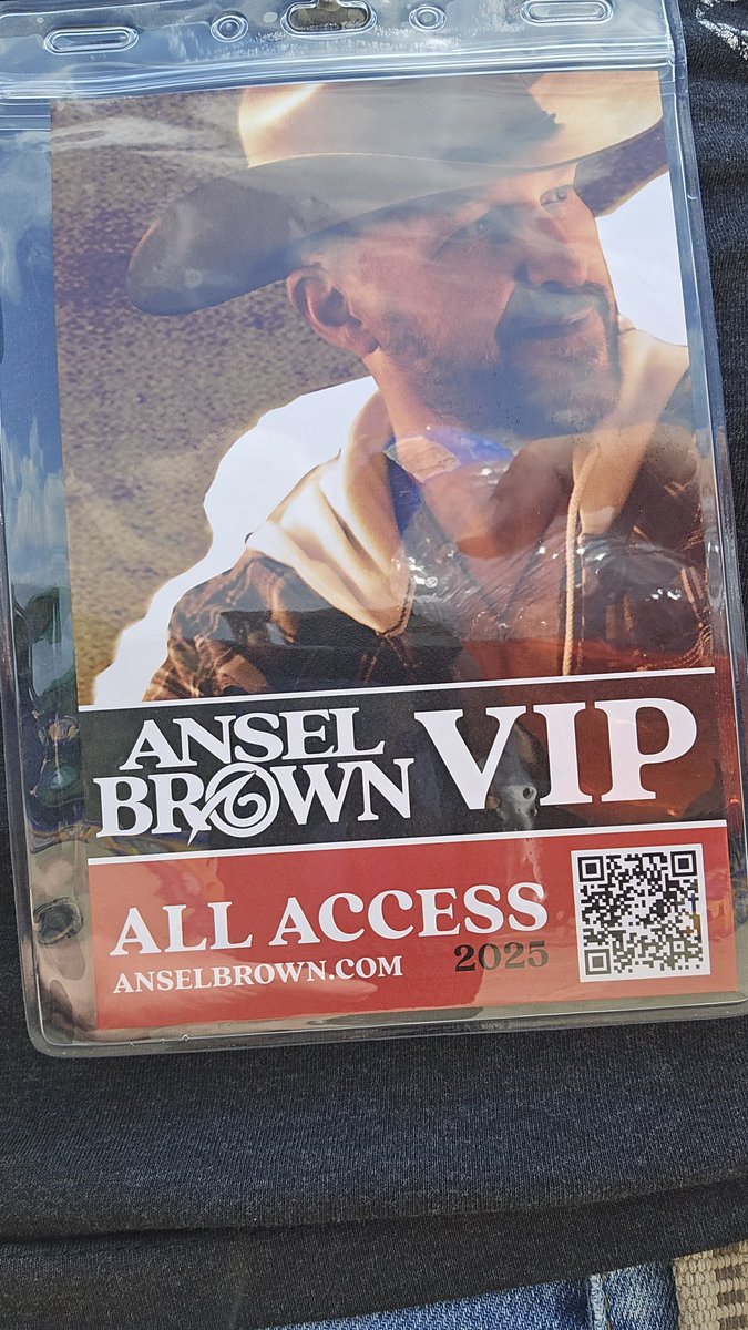 ShadowsEdge2's tweet image. Got invited to this concert while at AC :D