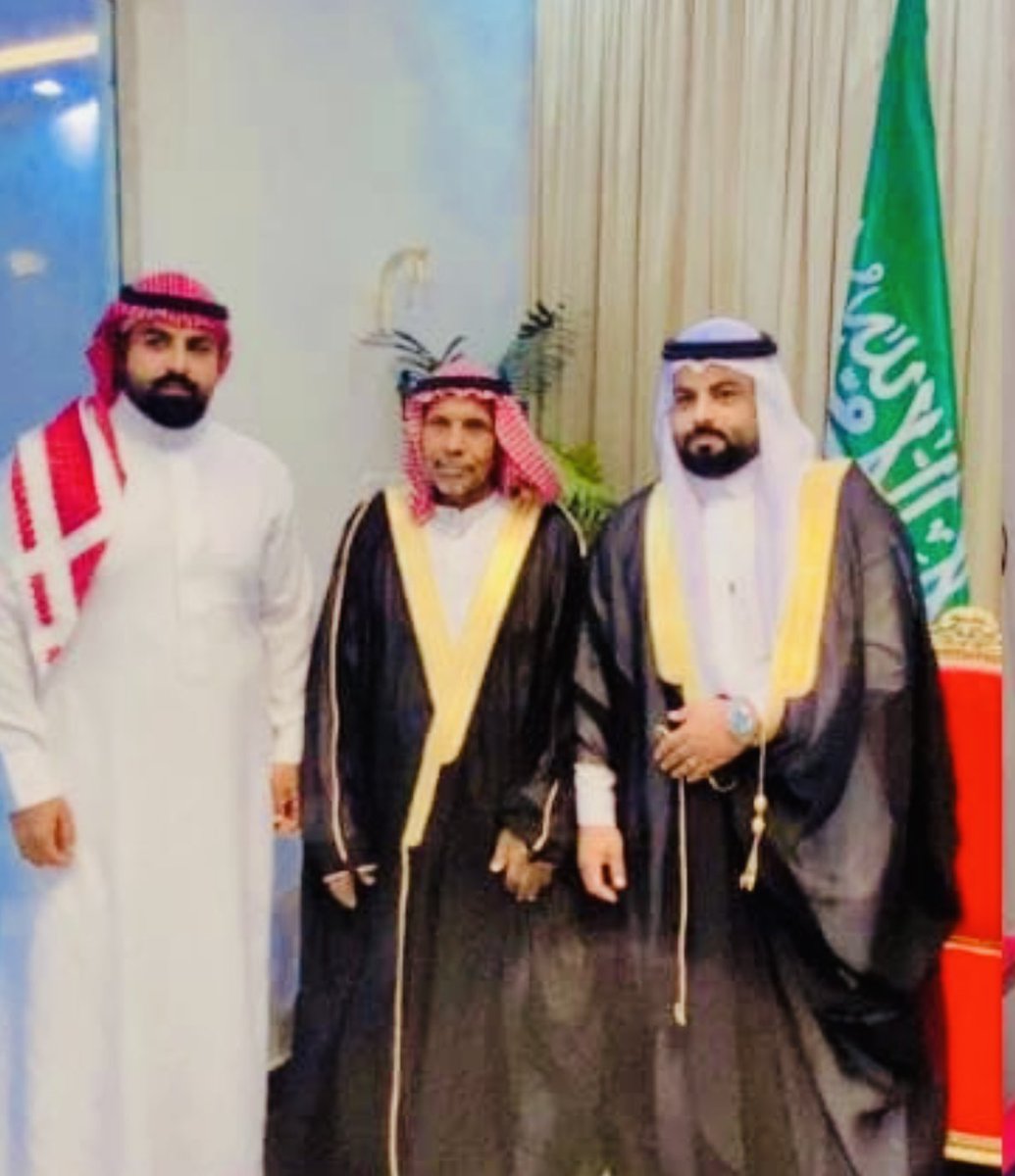 تهنئة ❇️
احتفل ابن العم: 
#مدالله_بن_شافي_المرزقاني
بحفل زفافه مساء يوم الخميس الموافق 
1447/1/8هـ بقاعة السعدون للإحتفالات.
اللهم بارك لهما وبارك عليهما
واجمع بينهما بخير .
#شمر_عشيرة_المرازيق_سكاكا_الجوف